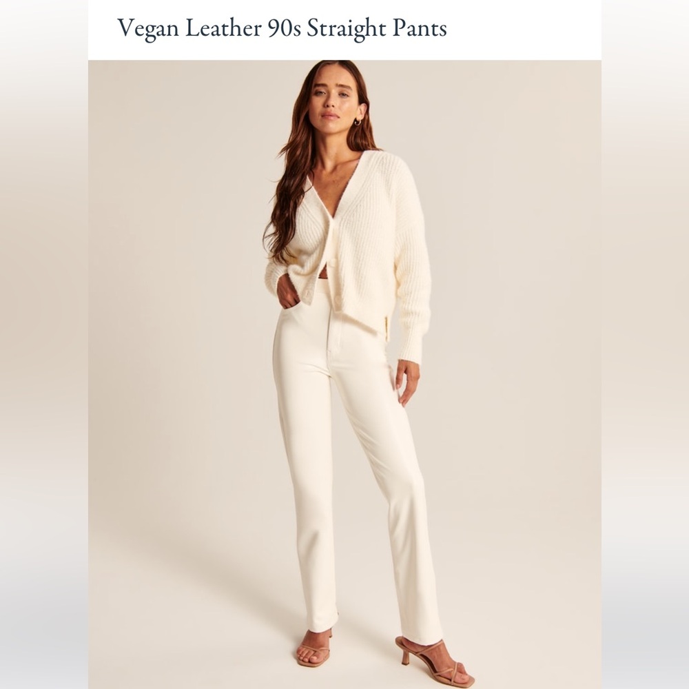 NWT Abercrombie Curve Love Vegan Leather 90s Straight Pant